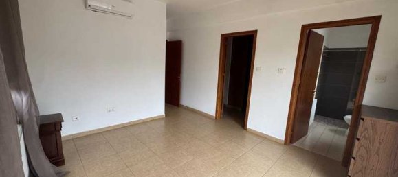 4 bedrooms Commercial property in Kolossi, Cyprus No. 20686 13