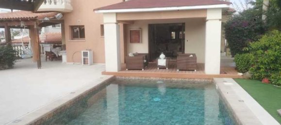 4 bedrooms Commercial property in Kolossi, Cyprus No. 20686 2