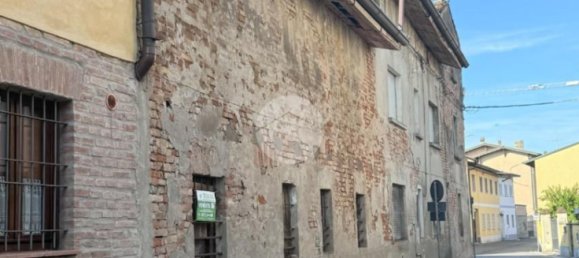 6 bedrooms House in Offanengo, Italy No. 329773 10