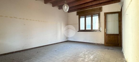 6 bedrooms House in Offanengo, Italy No. 329773 14