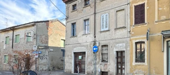 6 bedrooms House in Offanengo, Italy No. 329773 12