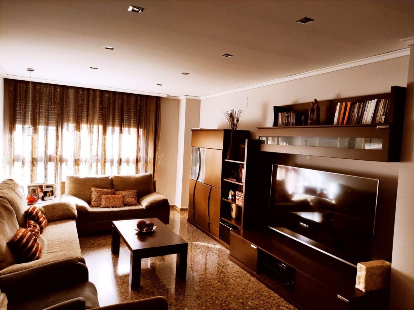 Apartamento de 3 dormitorios en Alzira, Spain No. 282663