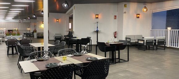 Gewerbliche Immobilie in Salou, Spain 400m², Nr. 3111 7