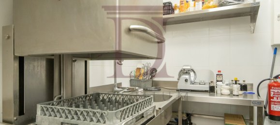 Gewerbliche Immobilie in Salou, Spain 400m², Nr. 3111 28