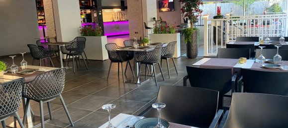 Gewerbliche Immobilie in Salou, Spain 400m², Nr. 3111 4