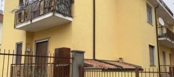 Квартира с 3 комнатами в Мотта Висконти, Италия № 115286 3