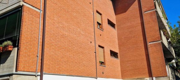 Квартира с 4 спальнями в Модена, Италия № 370522 24