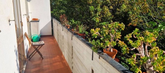 Квартира с 4 спальнями в Модена, Италия № 370522 3