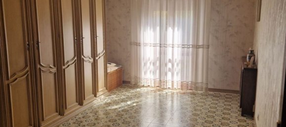 Квартира с 4 спальнями в Модена, Италия № 370522 11