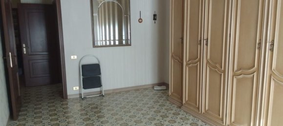 Квартира с 4 спальнями в Модена, Италия № 370522 12