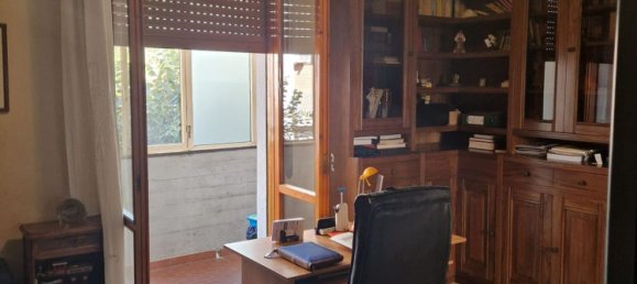 Квартира с 4 спальнями в Модена, Италия № 370522 14