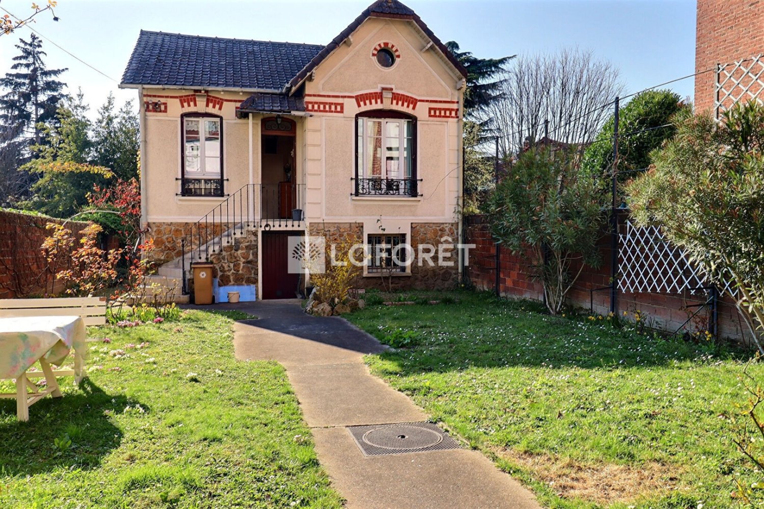 Casa de 2 dormitorios en Vitry-sur-Seine, France No. 129002