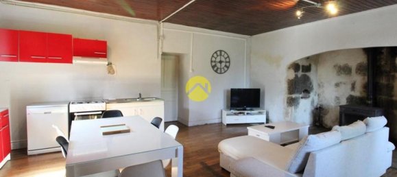 2 bedrooms House in Vic-sur-Cere, France No. 343623 2