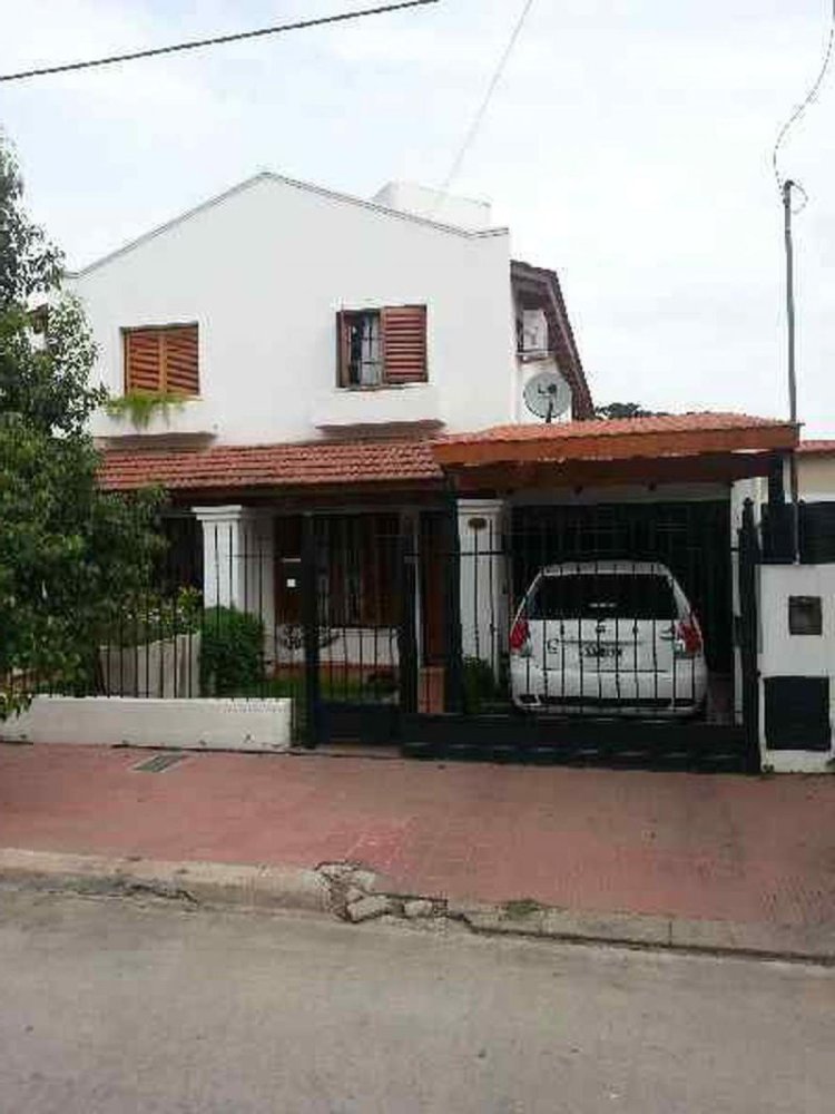 3 bedrooms House in Cordoba, Argentina No. 58667