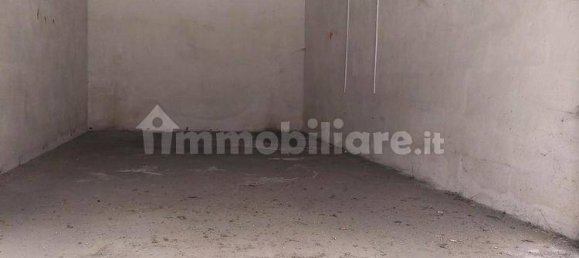 17m² Garage in Rome, Italy No. 327651 12