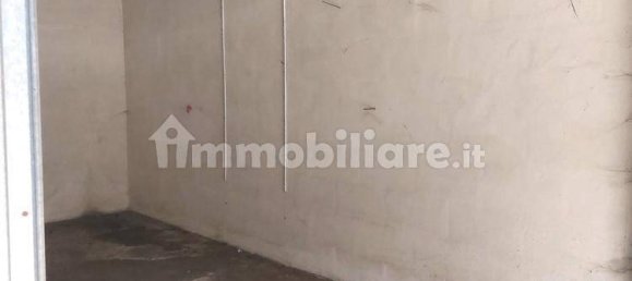 17m² Garage in Rome, Italy No. 327651 3