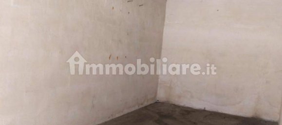 17m² Garage in Rome, Italy No. 327651 4