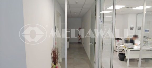 201m² Office in Pordenone, Italy No. 112189 6