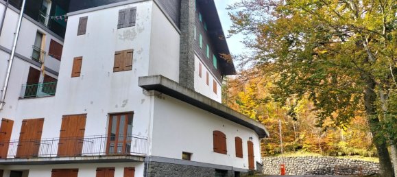 3-salle Appartement à Abetone Cutigliano, Italy No. 77276 2