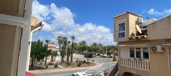 3 bedrooms House for sale in Torrevieja, Alicante, Valencian Community, Spain № 366052 10