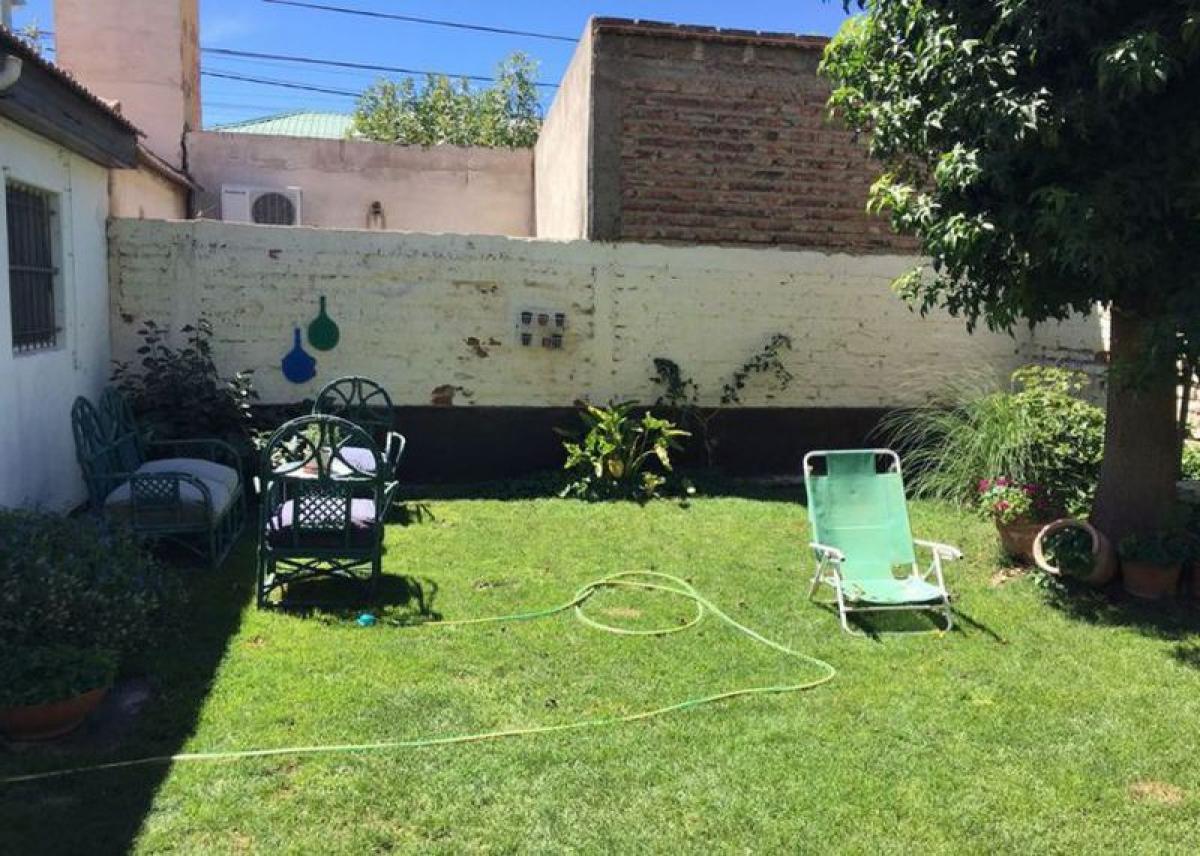 3 bedrooms House in Neuquen, Argentina No. 4764