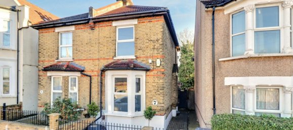 2 bedrooms House in Croydon, United Kingdom No. 4867 2