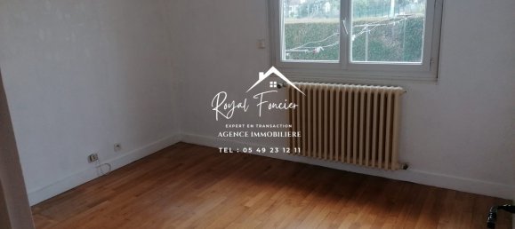 Casa de 3 dormitorios en Artannes-sur-Indre, France No. 86734 4