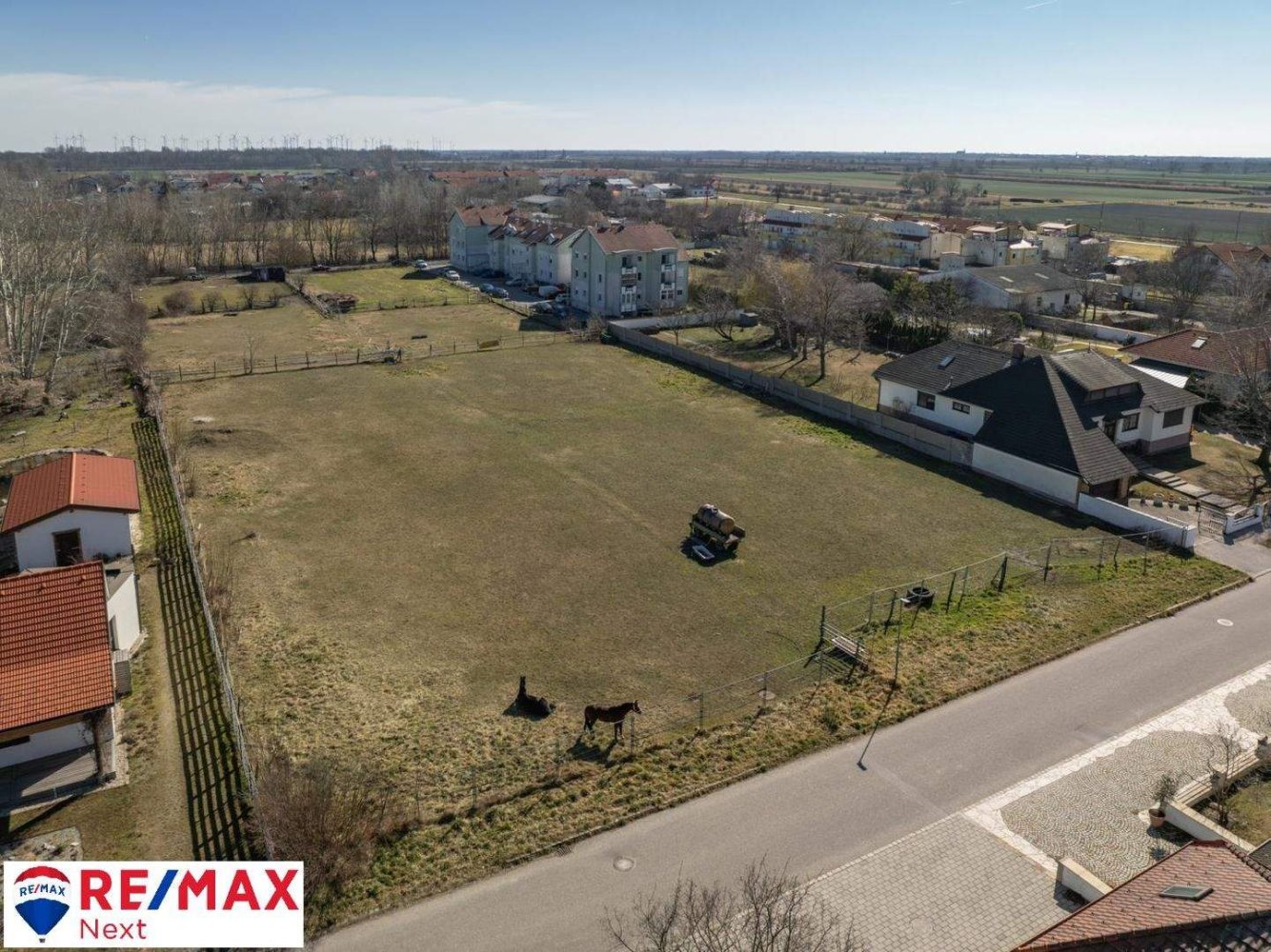 Terrain à Gols, Austria No. 256237