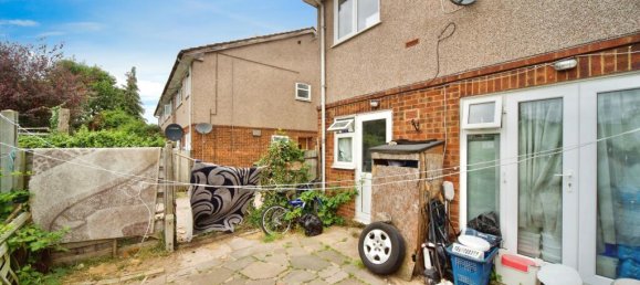 2 bedrooms Apartment in Enfield, United Kingdom No. 11526 11