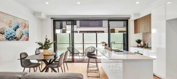 3 bedrooms Townhouse in Blackburn, Australia No. 1124 6