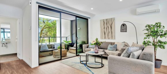 3 bedrooms Townhouse in Blackburn, Australia No. 1124 3