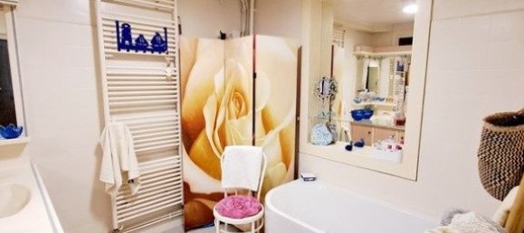 4 chambres Maison à Solre-le-Château, France No. 81289 30