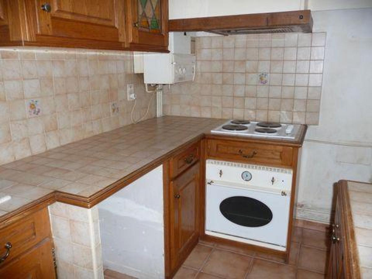 2 bedrooms Condo in La Ciotat, France No. 16042