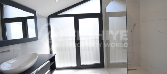 Villa 5+1 in Oludeniz, Turkey No. 16978 24