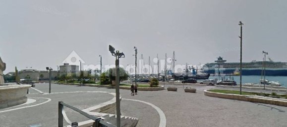 2 rooms Commercial property in Civitavecchia, Italy No. 85618 2