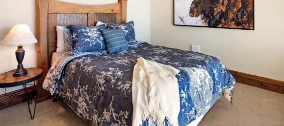 Propiedad comercial de 5 dormitorios en Avon, USA No. 560302 18