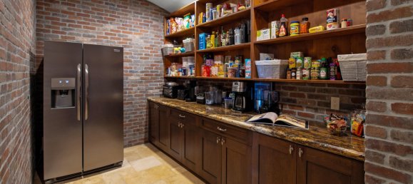 Propiedad comercial de 5 dormitorios en Avon, USA No. 560302 12