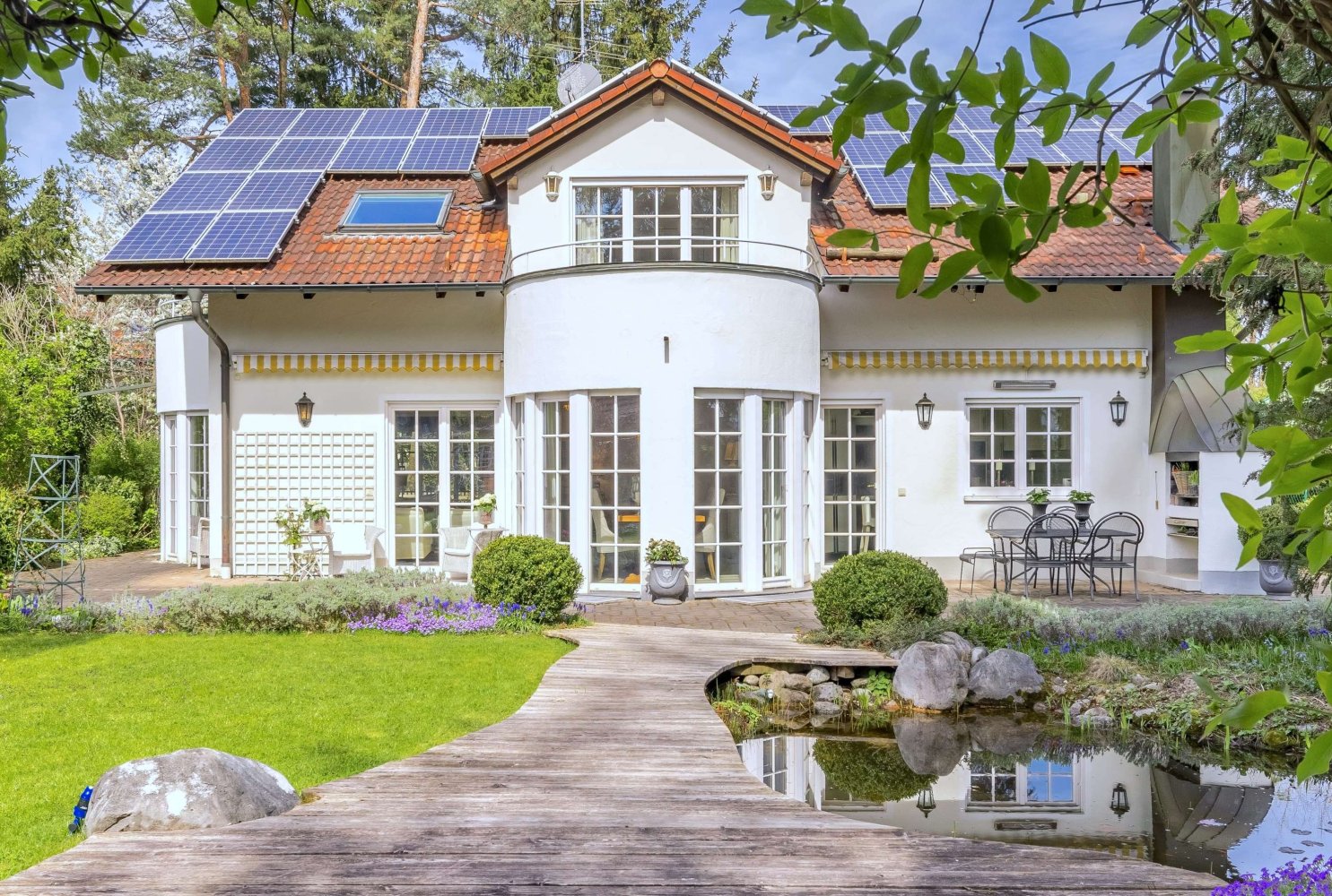 5 bedrooms Castles in Ebersberg, Germany No. 149870