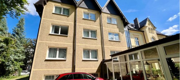 902m² Building in Teltow-Flaming, Germany No. 2951 2