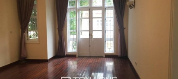 4 Schlafzimmer Villa in Tay Ho, Vietnam, Nr. 3262 11