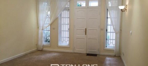 4 Schlafzimmer Villa in Tay Ho, Vietnam, Nr. 3262 6