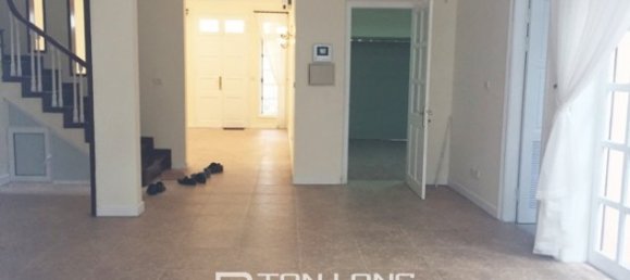 4 Schlafzimmer Villa in Tay Ho, Vietnam, Nr. 3262 4