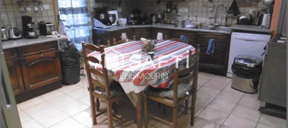 4 Schlafzimmer Haus in Le Lion-d'Angers, France, Nr. 103164 2