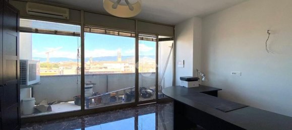 3 Schlafzimmer Wohnung in Prato, Italy, Nr. 319372 5