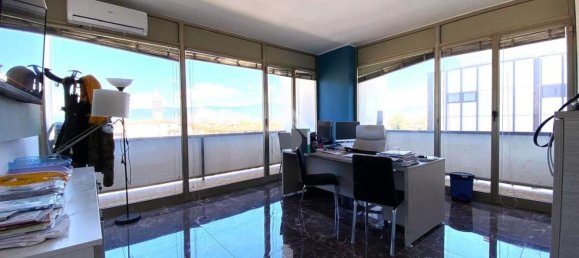 3 Schlafzimmer Wohnung in Prato, Italy, Nr. 319372 9