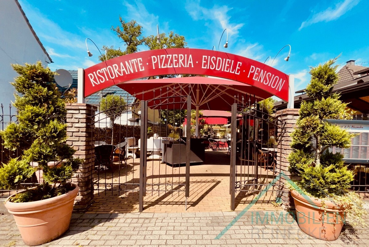 4 rooms Cafe / restaurant in Markischer, Germany No. 129914