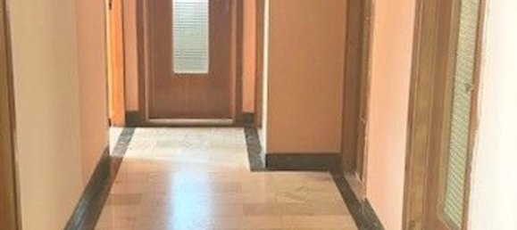 Apartamento de 4 divisões em Imperia, Italy N.º 180828 2