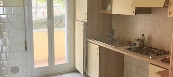 Apartamento de 4 divisões em Imperia, Italy N.º 180828 10
