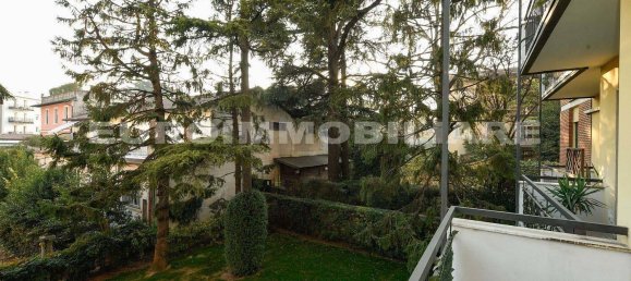 Квартира с 2 спальнями в Брешиа, Италия № 336282 10