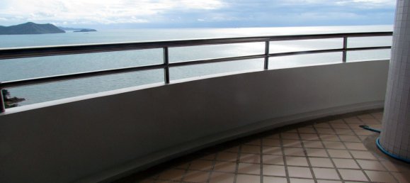 3 bedrooms Condo in Pattaya, Thailand No. 866 2